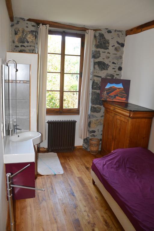 Les Ondines Hotell Gembrie Exteriör bild